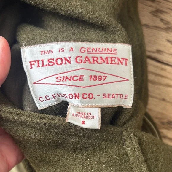 Filson Olive Hooded Field Coat Men’s Smal